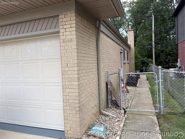 36357 Weber Drive, Sterling Heights, MI 48310