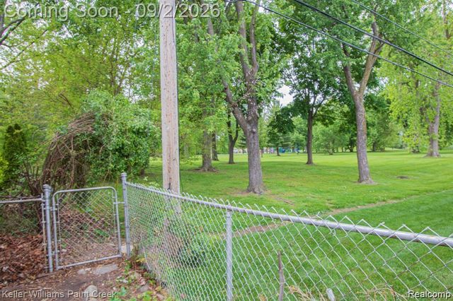 36357 Weber Drive, Sterling Heights, MI 48310