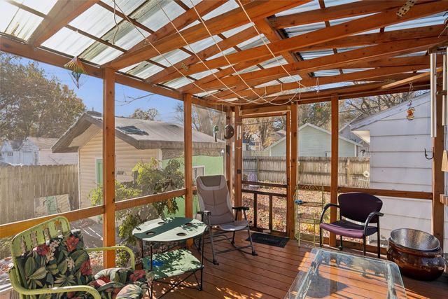 2416 York Street, Des Moines, IA 50316