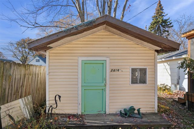 2416 York Street, Des Moines, IA 50316