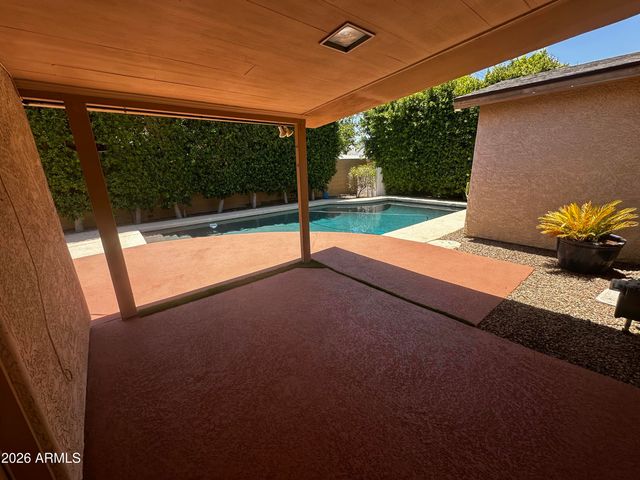 8737 E JACKRABBIT Road, Scottsdale, AZ 85250