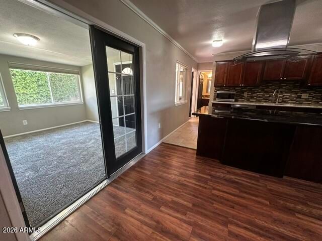 8737 E JACKRABBIT Road, Scottsdale, AZ 85250