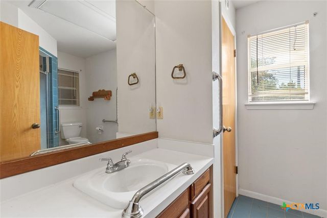 356 Cedar Lane, Cedar Creek, TX 78612