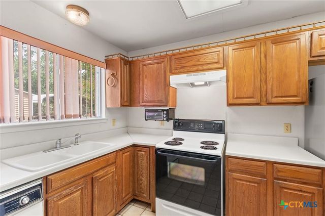 356 Cedar Lane, Cedar Creek, TX 78612