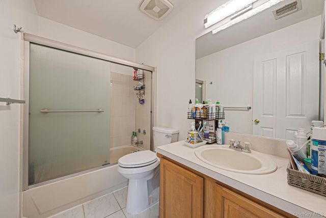 475 Old Country Road, Huntington Station, NY 11746