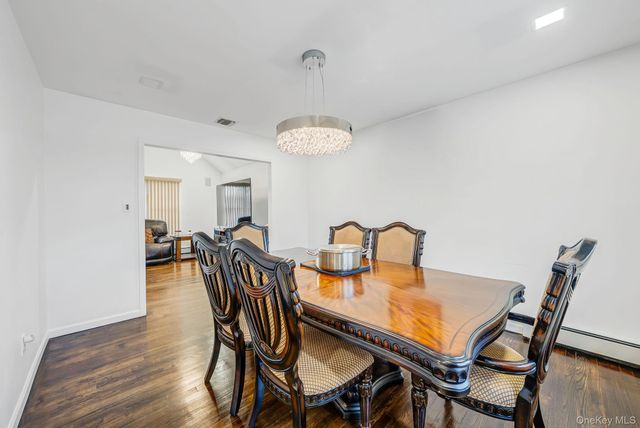 475 Old Country Road, Huntington Station, NY 11746