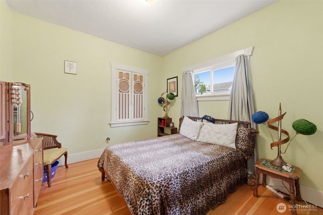 4837 S Sheridan Avenue, Tacoma, WA 98408