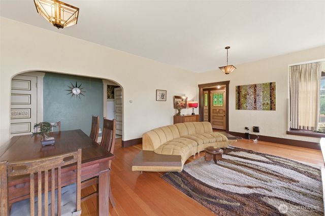 4837 S Sheridan Avenue, Tacoma, WA 98408