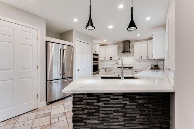 46161 Neeson Street, Northville, MI 48167