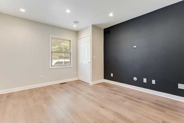 46161 Neeson Street, Northville, MI 48167