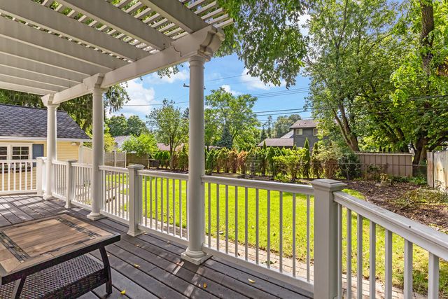 46161 Neeson Street, Northville, MI 48167