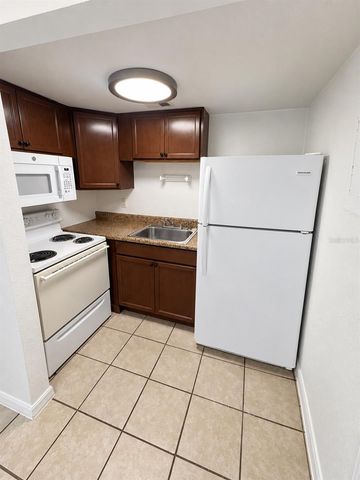 1751-1751 NE 2ND STREET 2, Ocala, FL 34470