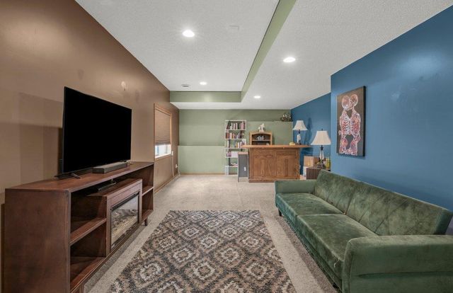 2051 River Bend Trail, Mayer, MN 55360