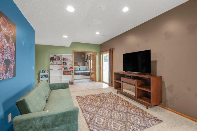 2051 River Bend Trail, Mayer, MN 55360