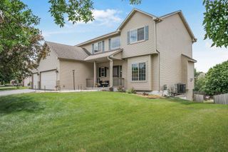 2051 River Bend Trail, Mayer, MN 55360