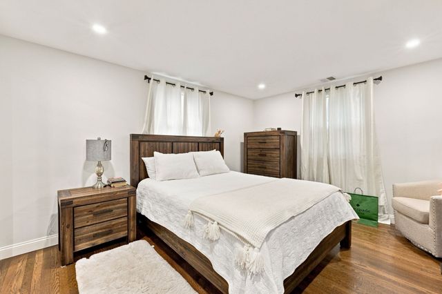 161 Summer St, Danvers, MA 01923