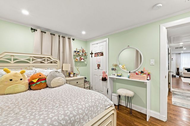 161 Summer St, Danvers, MA 01923