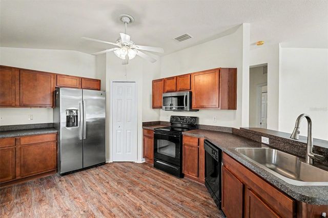 9096 SOUTHERN CHARM CIRCLE, Brooksville, FL 34613