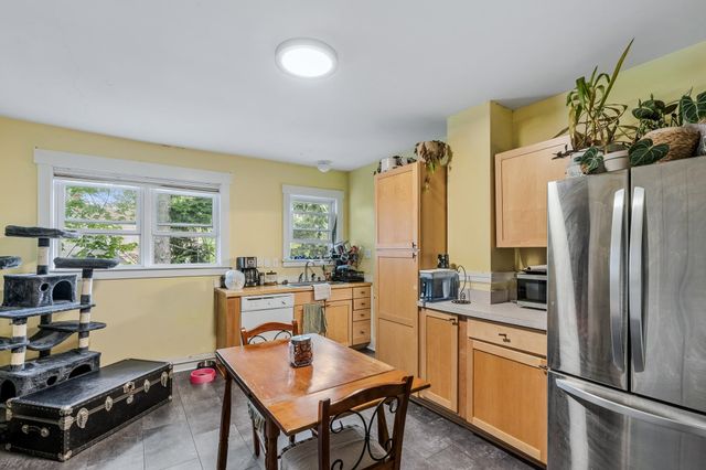 27 Seminary Hill Road, Lebanon, NH 03784