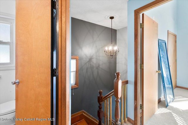 1309 2nd Street, North Greenbush, NY 12144