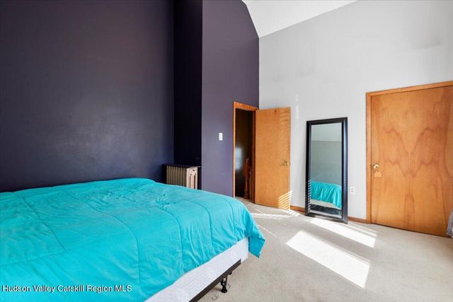 1309 2nd Street, North Greenbush, NY 12144