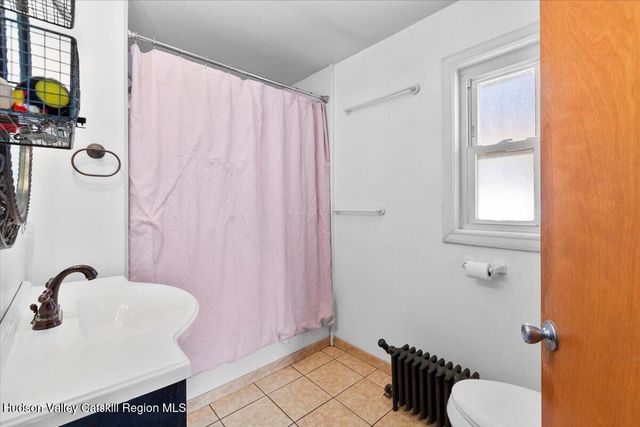 1309 2nd Street, North Greenbush, NY 12144