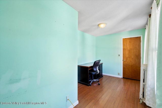 1309 2nd Street, North Greenbush, NY 12144