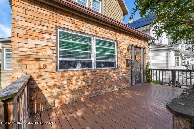 1309 2nd Street, North Greenbush, NY 12144