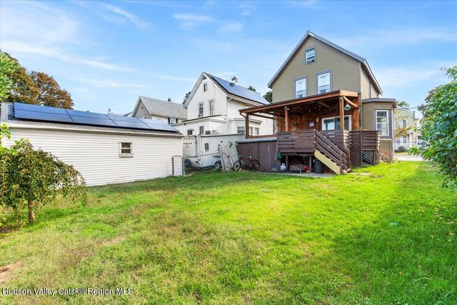 1309 2nd Street, North Greenbush, NY 12144