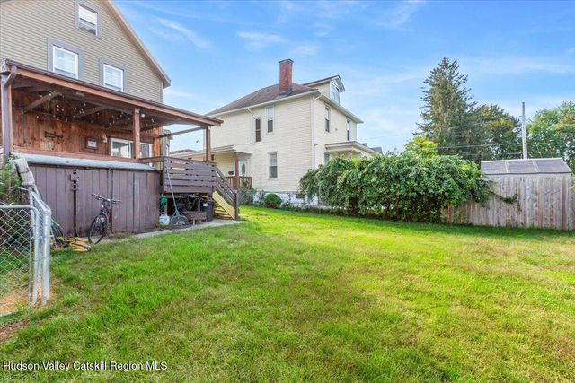 1309 2nd Street, North Greenbush, NY 12144