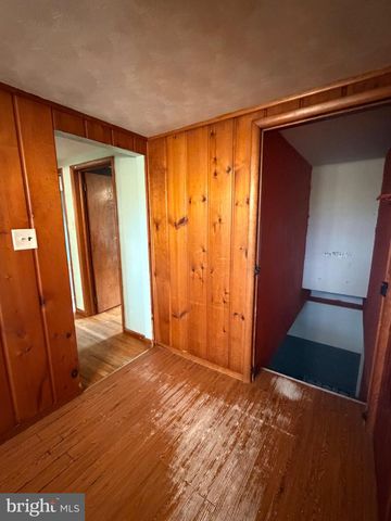 3770 BULL RD, Dover, PA 17315