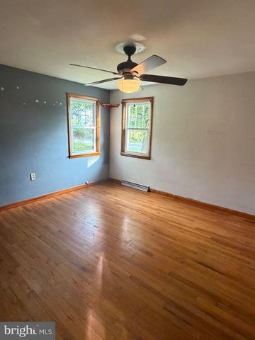 3770 BULL RD, Dover, PA 17315