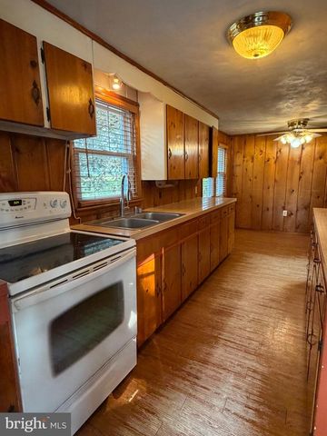 3770 BULL RD, Dover, PA 17315