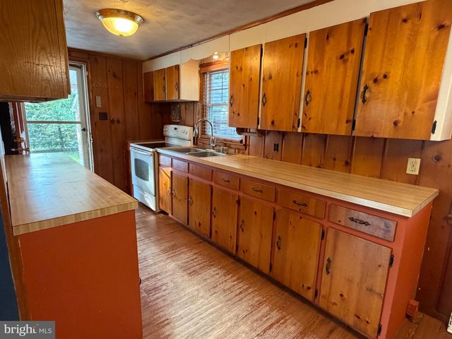 3770 BULL RD, Dover, PA 17315