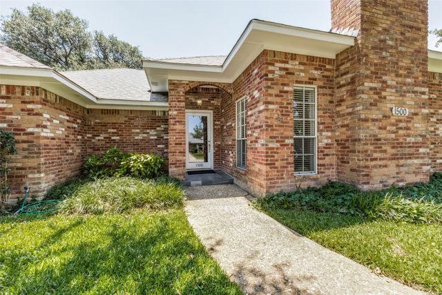 1500 Stonecrest Drive, Richardson, TX 75081