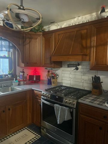 222 W Beloit STREET, Darien, WI 53114