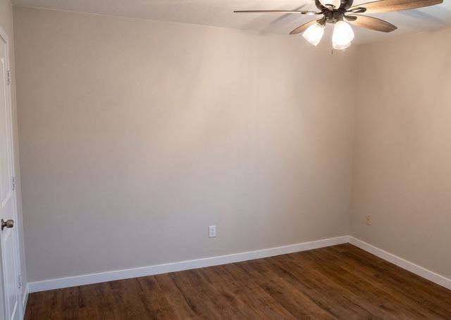 728 Cory Street, Grapevine, TX 76051