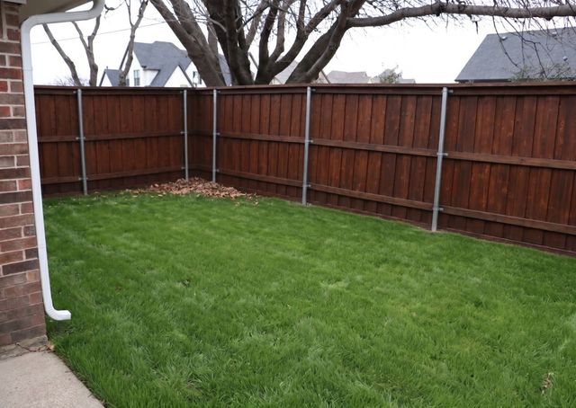 728 Cory Street, Grapevine, TX 76051