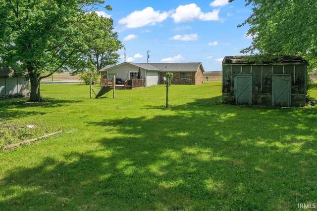 9967 N County Road 800 Road, Daleville, IN 47334