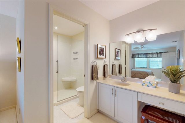 605 Timber Ridge Trail SW 102, Vero Beach, FL 32962