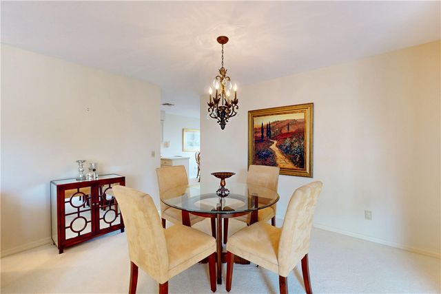 605 Timber Ridge Trail SW 102, Vero Beach, FL 32962