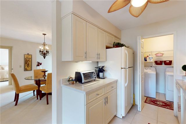 605 Timber Ridge Trail SW 102, Vero Beach, FL 32962