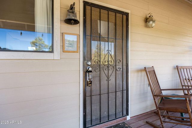 3684 DIAMONDBACK Drive, Overgaard, AZ 85933