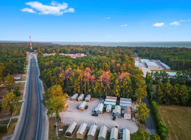 413 N Fm-356, Onalaska, TX 77360