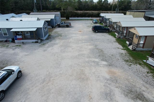 413 N Fm-356, Onalaska, TX 77360