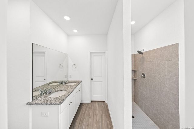 6910 Arid Way, San Antonio, TX 78252