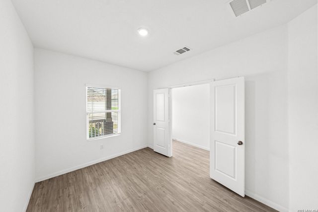 6910 Arid Way, San Antonio, TX 78252