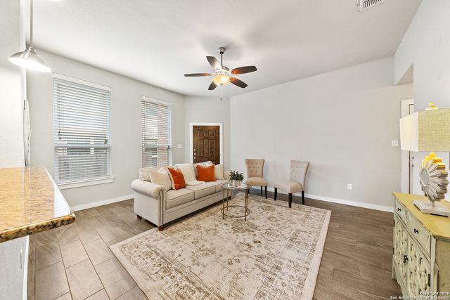 7106 Faith Way Unit 102, San Antonio, TX 78240