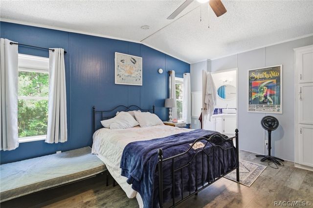 11065 W Townsend Lane, Homosassa, FL 34448