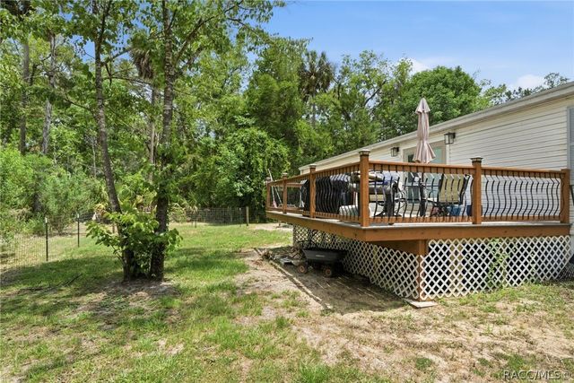11065 W Townsend Lane, Homosassa, FL 34448